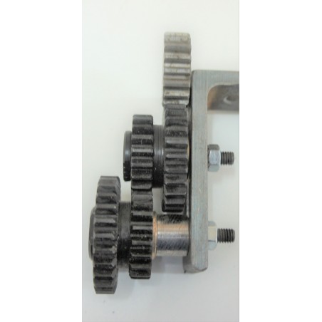 LEAD SCREW FORWARD-NEUTRAL-REVERSE DRIVE GEAR SET